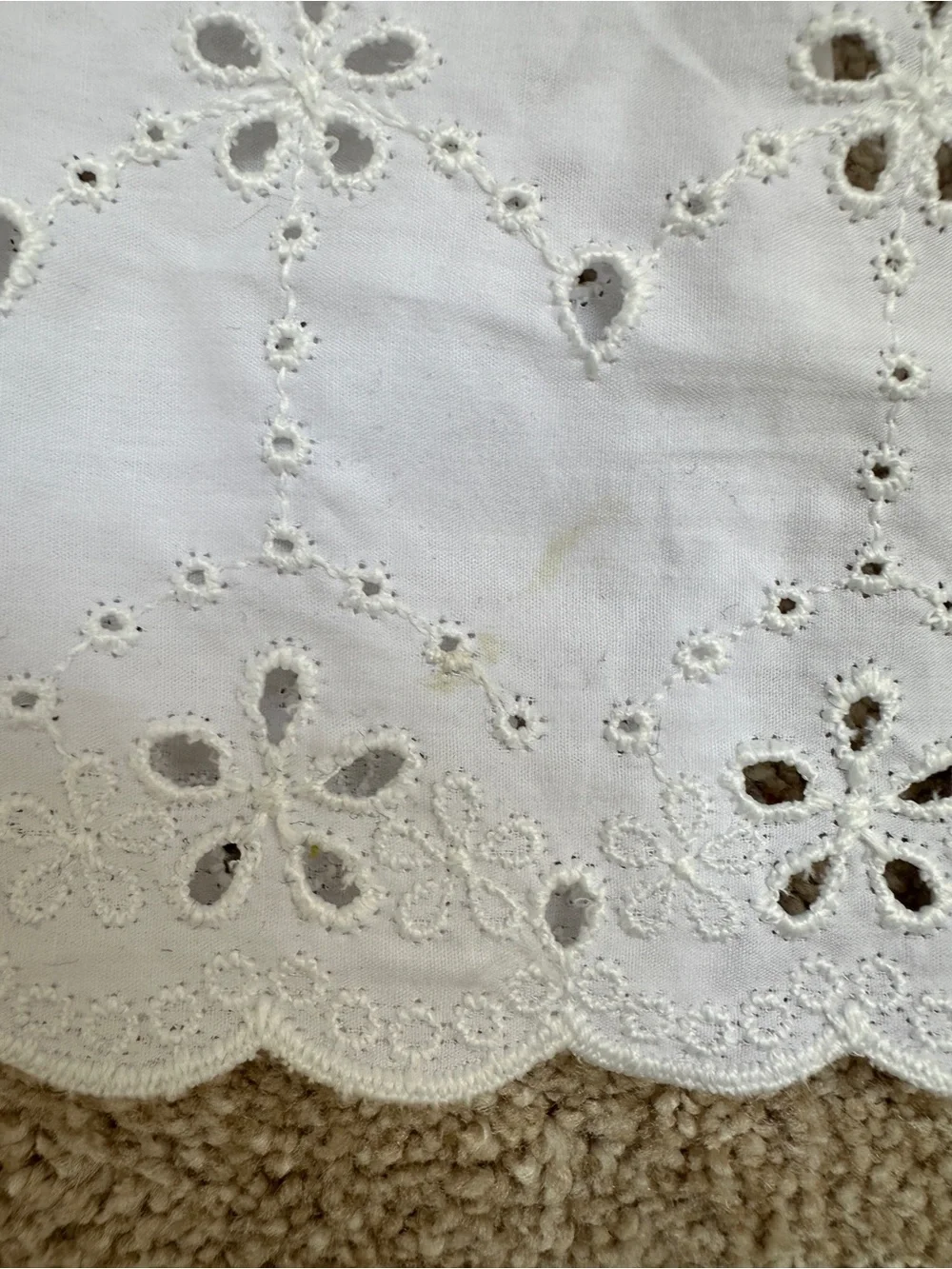 Zara White Eyelet Embroidered Tie-Front Crop Top – Size M